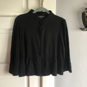 Women’s Black Jacket with One Button on top. Sz xl